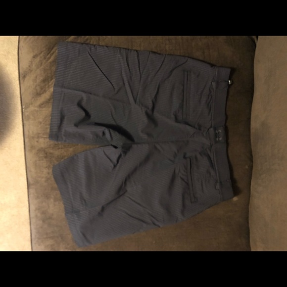 Under Armour - Picture 2 of 3